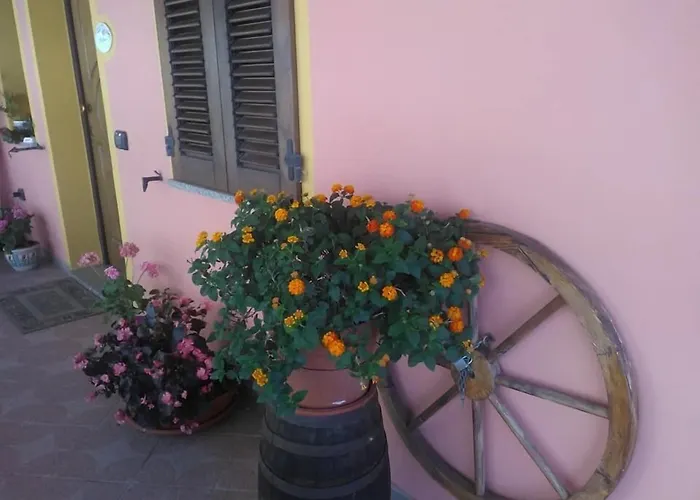 לינה וארוחת בוקר Tatti Nughedu Santa Vittoria